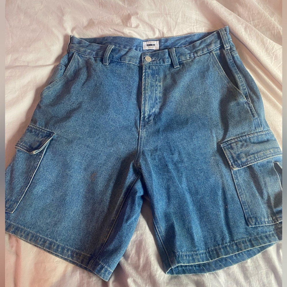 Obey 
Size: 34 
Blue